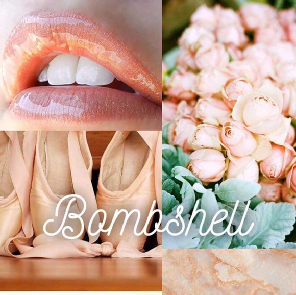 Bombshell LipSense - Picture 2 of 2